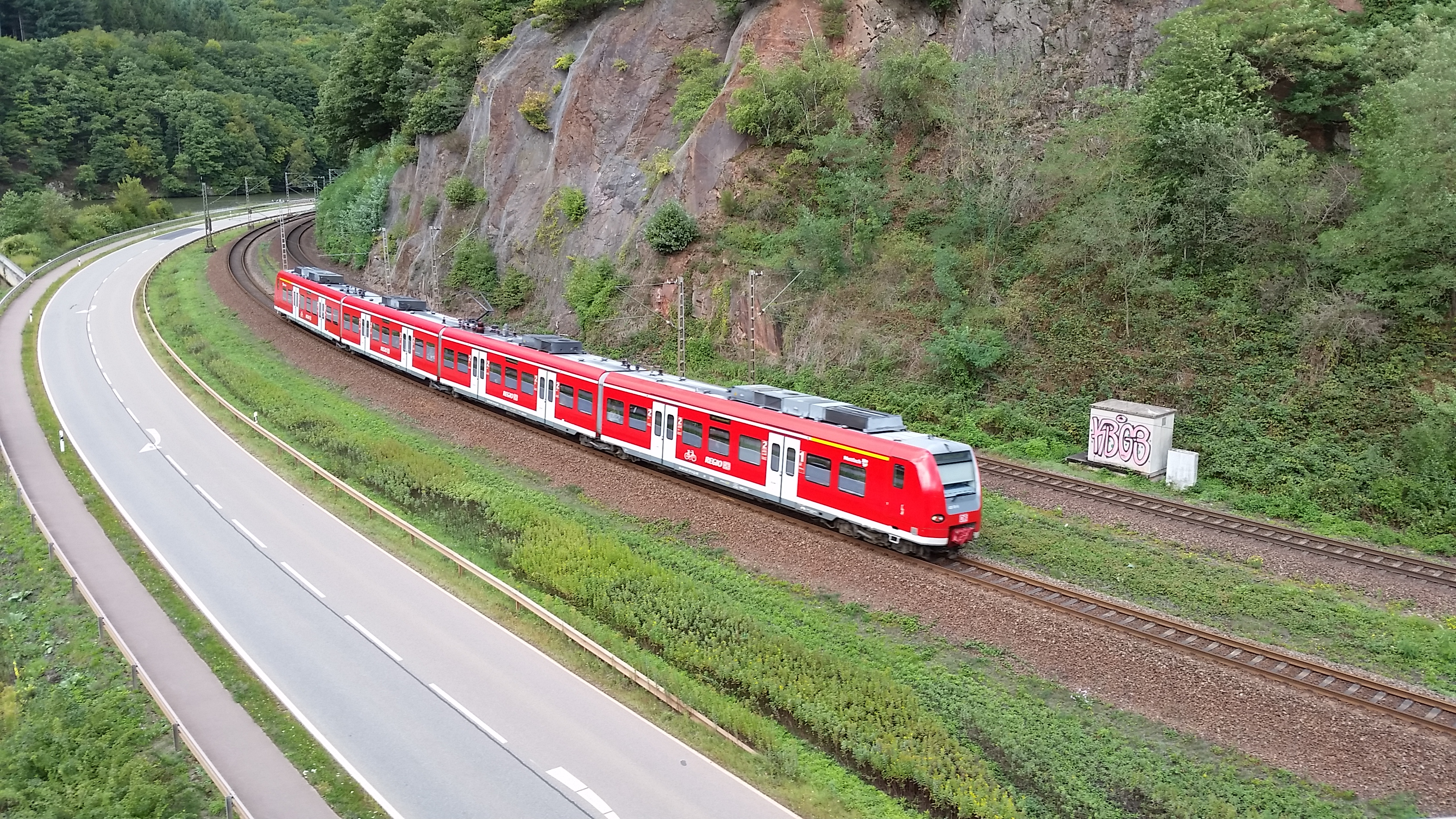 Einfahrt Haltpunkt Taben aus Richtung Trier (2015)