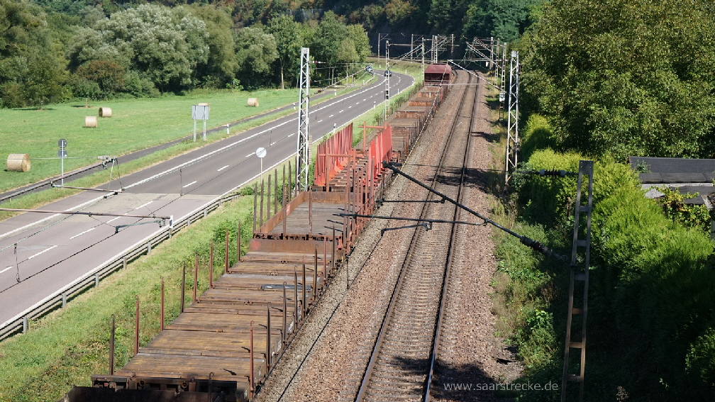 Saarstrecke: Güterzug in der Einfahrt von Schoden 3