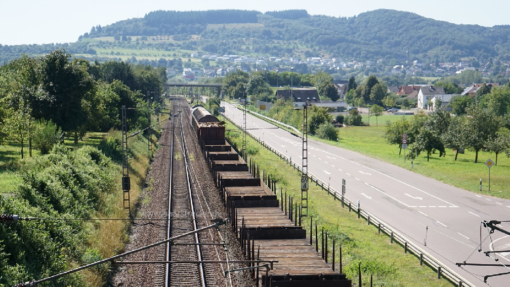 Saarstrecke: Güterzug in der Einfahrt von Schoden 2