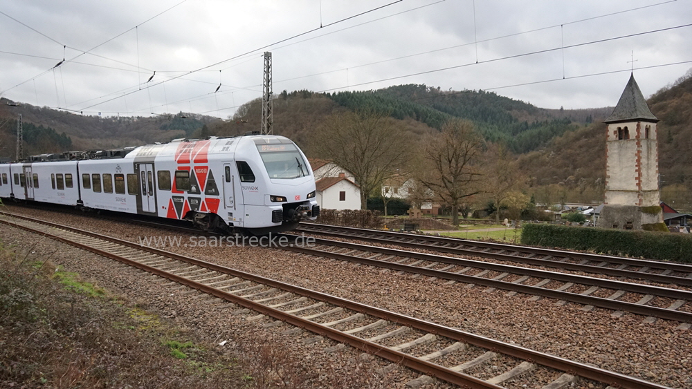 Regionalexpress Süwex BR 429 in Richtung Trier